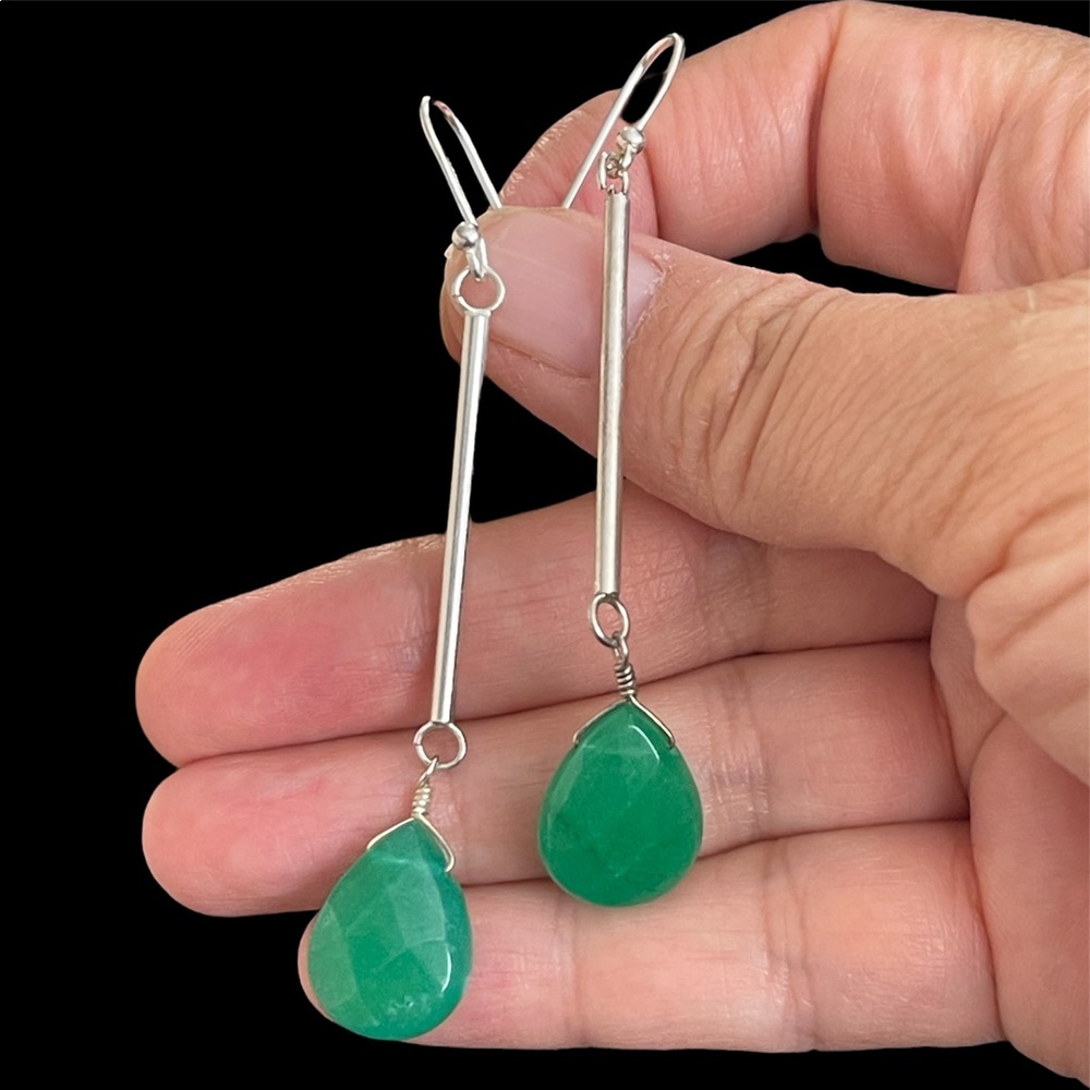 Briolette cut green chalcedony solid sterling silver drop earrings